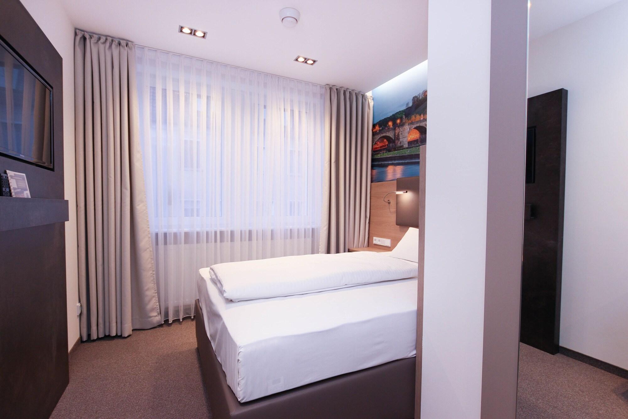 City Hotel Wuerzburg מראה חיצוני תמונה